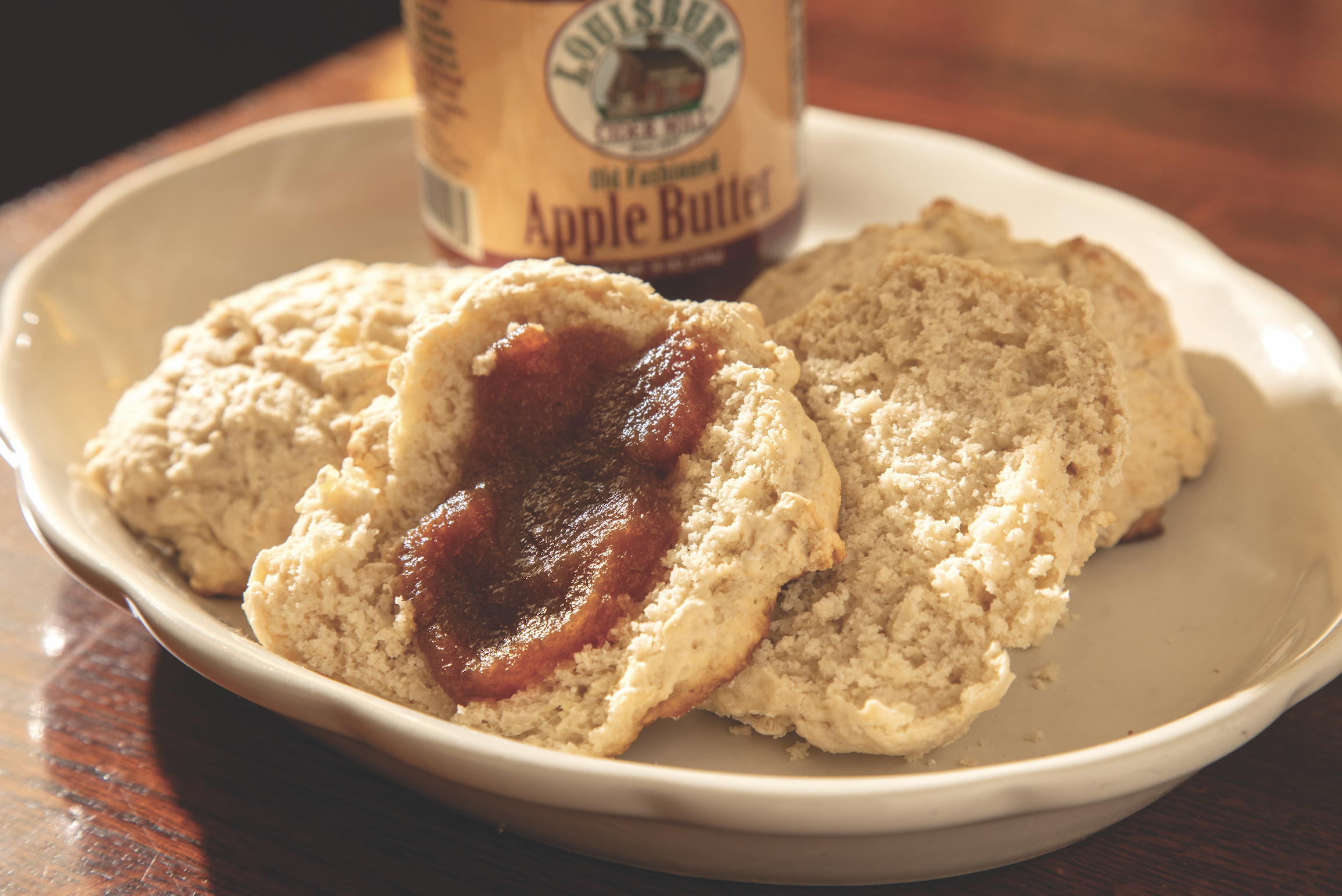 Jasper’s Louisburg Apple Cider Biscuits