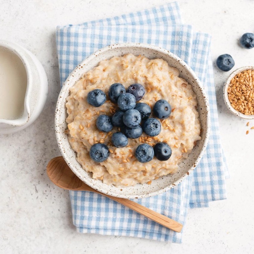 Select Quaker Instant Oatmeal