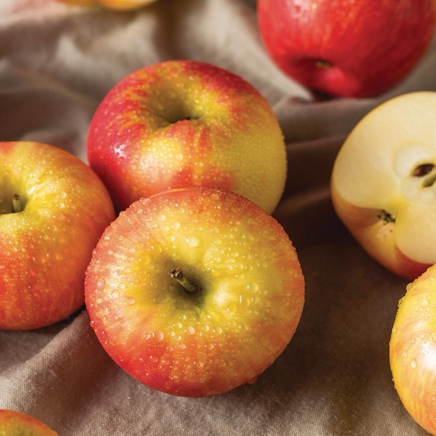 Honeycrisp Apples